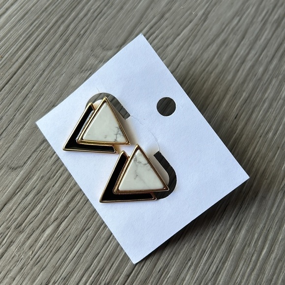Vintage Jewelry - Vintage 80s Style Triangle Earrings With Marble, Gold & Black Detail Women’s